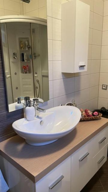 Apartment Marina Rijeka Buitenkant foto